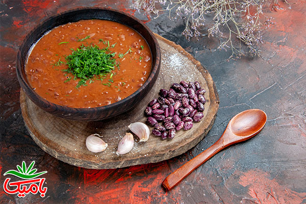 خوراک لوبیا با قارچ
